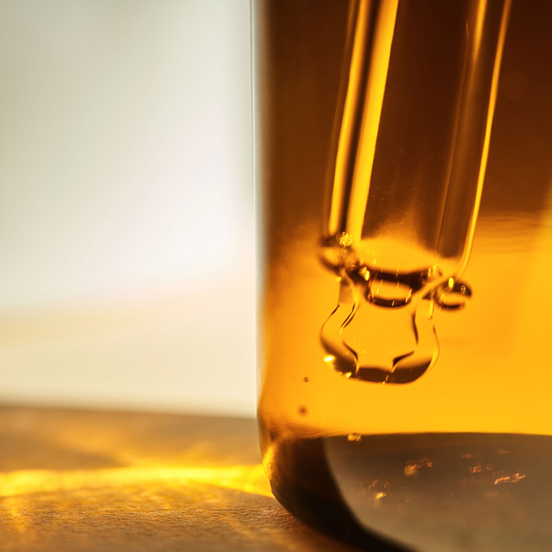 無水コハク酸は何に使用されますか?