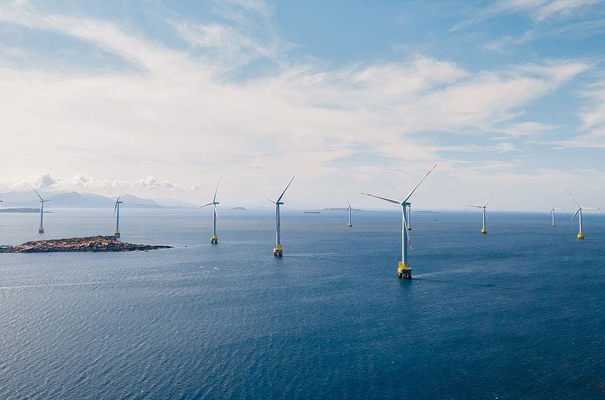 風力タービンを備えたポリアスパラギック樹脂